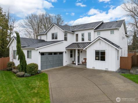 2403 12th Street Place SW Puyallup WA 98373