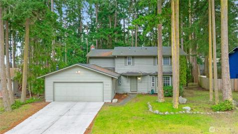 763 SW 10th Court Oak Harbor WA 98277