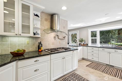 25845 SE 152 Street Issaquah WA 98027