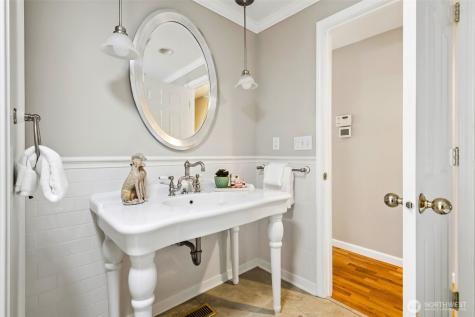 25845 SE 152 Street Issaquah WA 98027