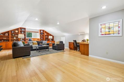 25845 SE 152 Street Issaquah WA 98027