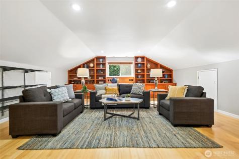 25845 SE 152 Street Issaquah WA 98027