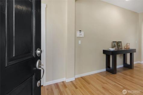 2023 Kennewick Place NE Renton WA 98056