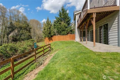 2023 Kennewick Place NE Renton WA 98056