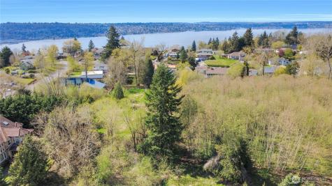 2023 Kennewick Place NE Renton WA 98056