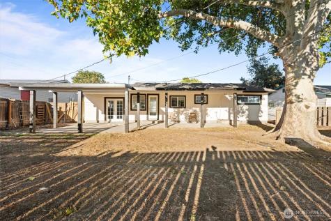710 S Catalpa Street Moses Lake WA 98837