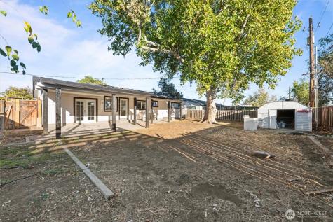 710 S Catalpa Street Moses Lake WA 98837