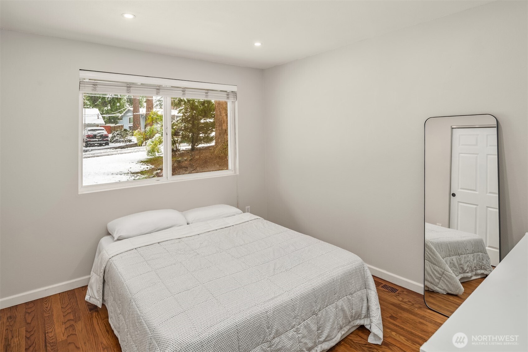13780 NE 76th Place Redmond WA 98052