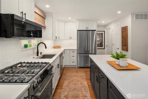 13780 NE 76th Place Redmond WA 98052