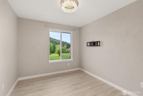 269 Elk Creek Road Raymond WA 98577