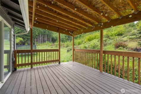 269 Elk Creek Road Raymond WA 98577