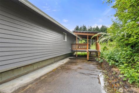 269 Elk Creek Road Raymond WA 98577