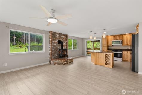 269 Elk Creek Road Raymond WA 98577