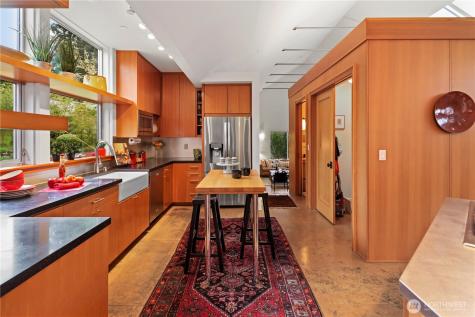 10623 NE 155th Place Bothell WA 98011