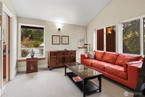 10623 NE 155th Place Bothell WA 98011