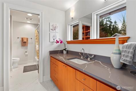 10623 NE 155th Place Bothell WA 98011