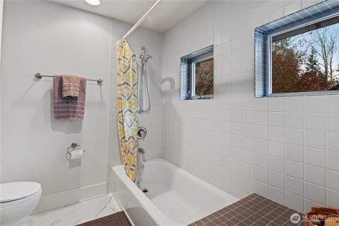 10623 NE 155th Place Bothell WA 98011