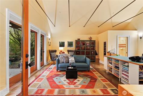 10623 NE 155th Place Bothell WA 98011