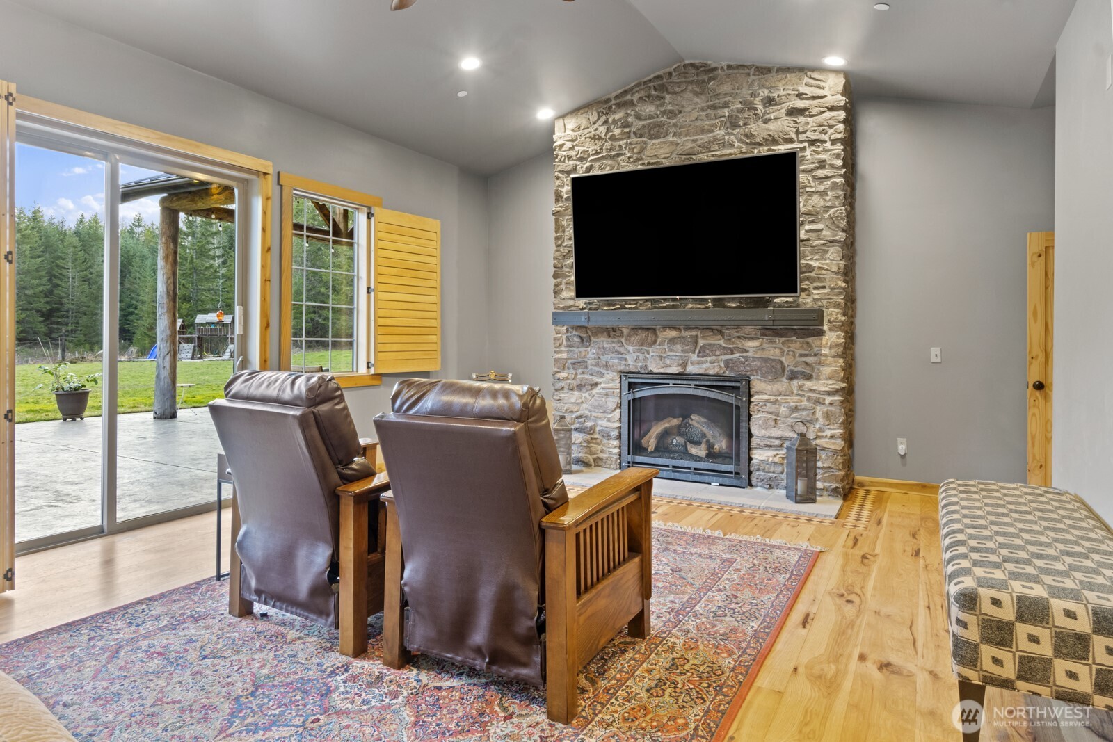 40105 Highland Drive E Roy WA 98580