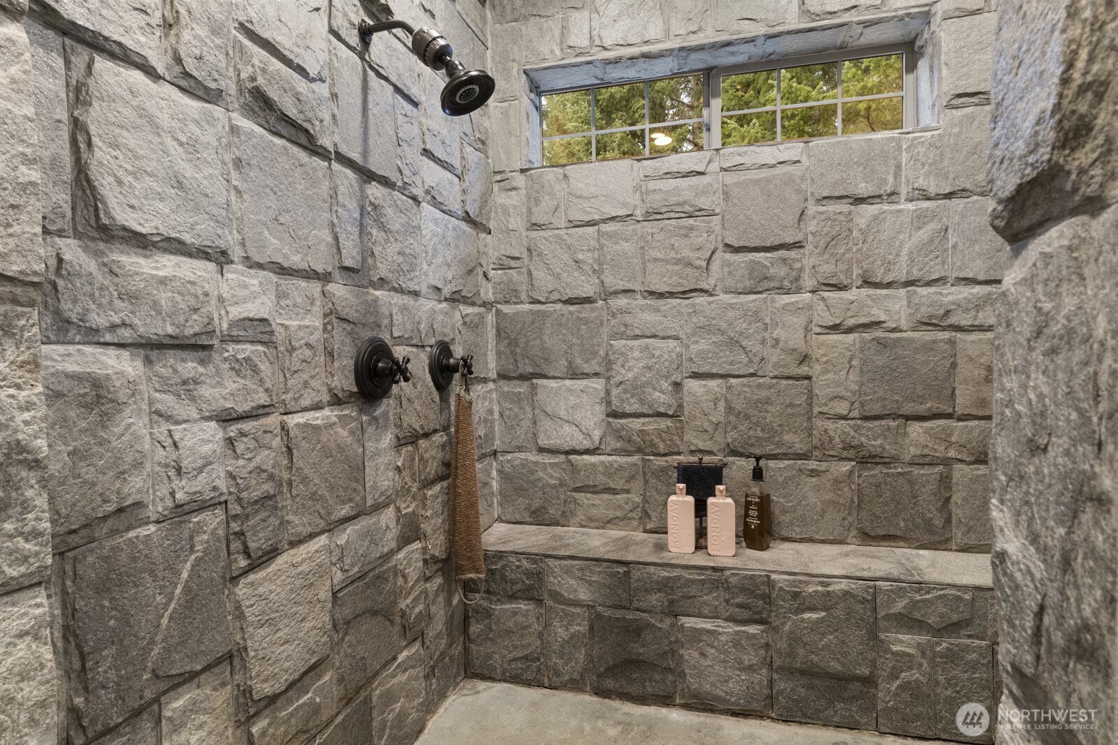 40105 Highland Drive E Roy WA 98580