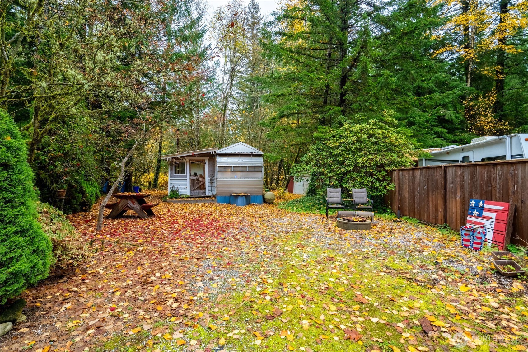 1017 Maple Lane Sumas WA 98295