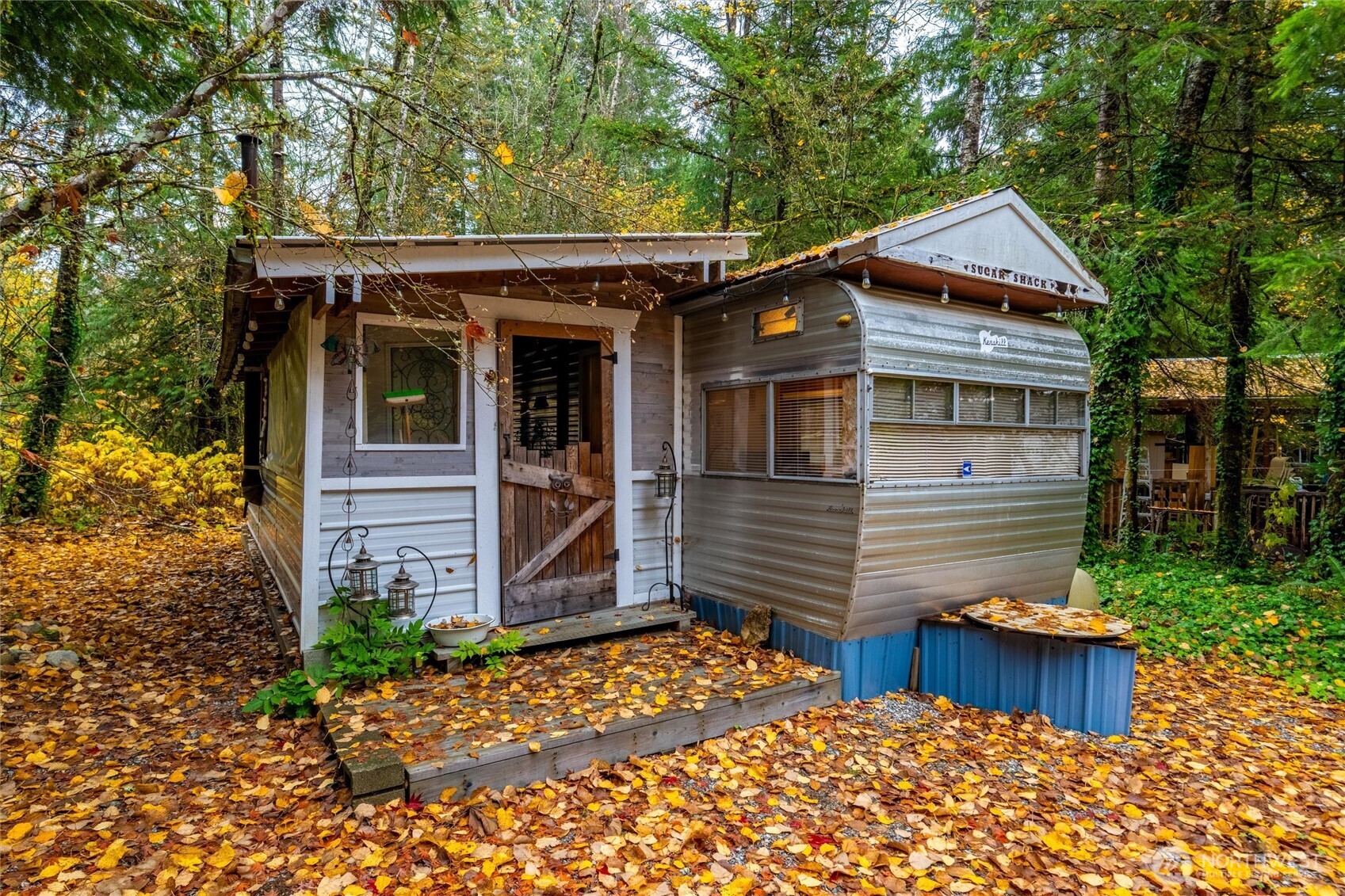 1017 Maple Lane Sumas WA 98295