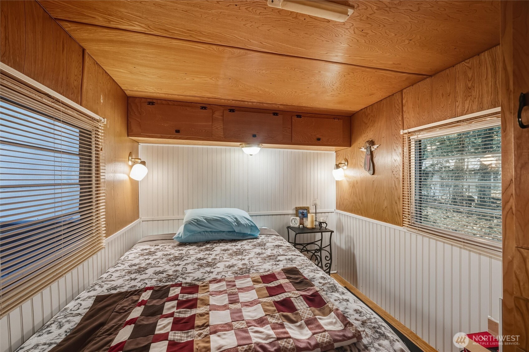 1017 Maple Lane Sumas WA 98295