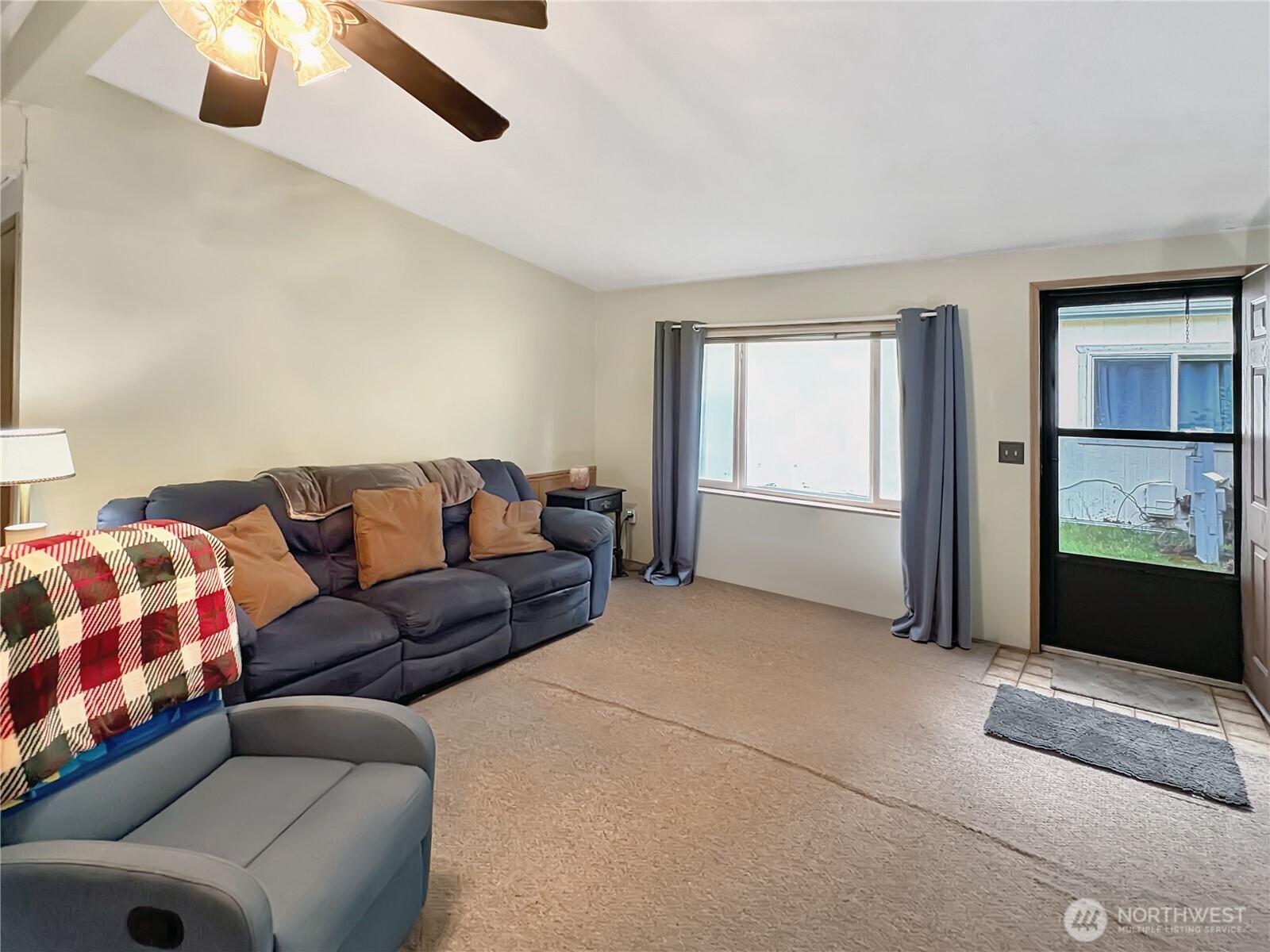 3805 College Street SE Lacey WA 98503