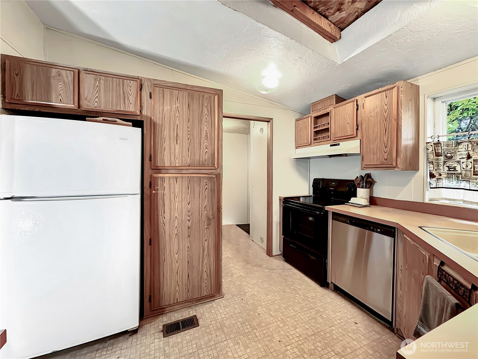 3805 College Street SE Lacey WA 98503