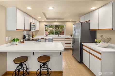 14714 NE 10th Street Bellevue WA 98007