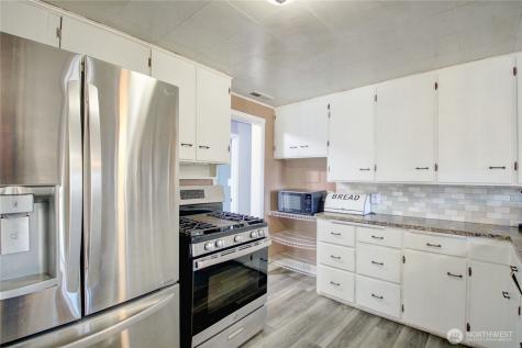 16027 W Division Street Mount Vernon WA 98273