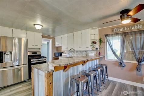 16027 W Division Street Mount Vernon WA 98273