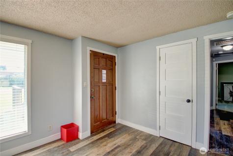 16027 W Division Street Mount Vernon WA 98273