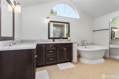329 Viewcrest Road Bellingham WA 98229