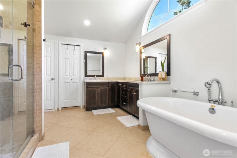 329 Viewcrest Road Bellingham WA 98229