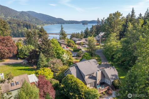 329 Viewcrest Road Bellingham WA 98229
