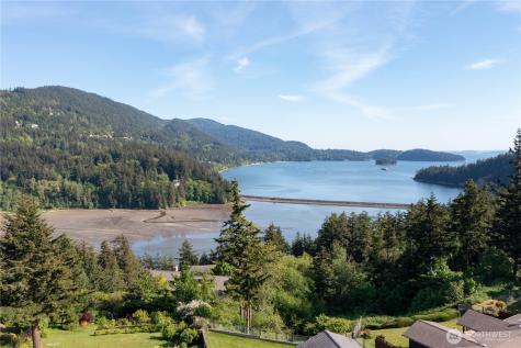 329 Viewcrest Road Bellingham WA 98229