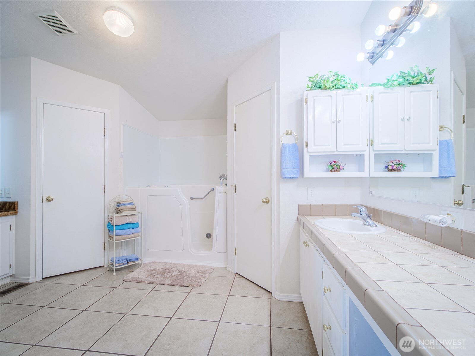 1808 NE 61st Circle Vancouver WA 98665