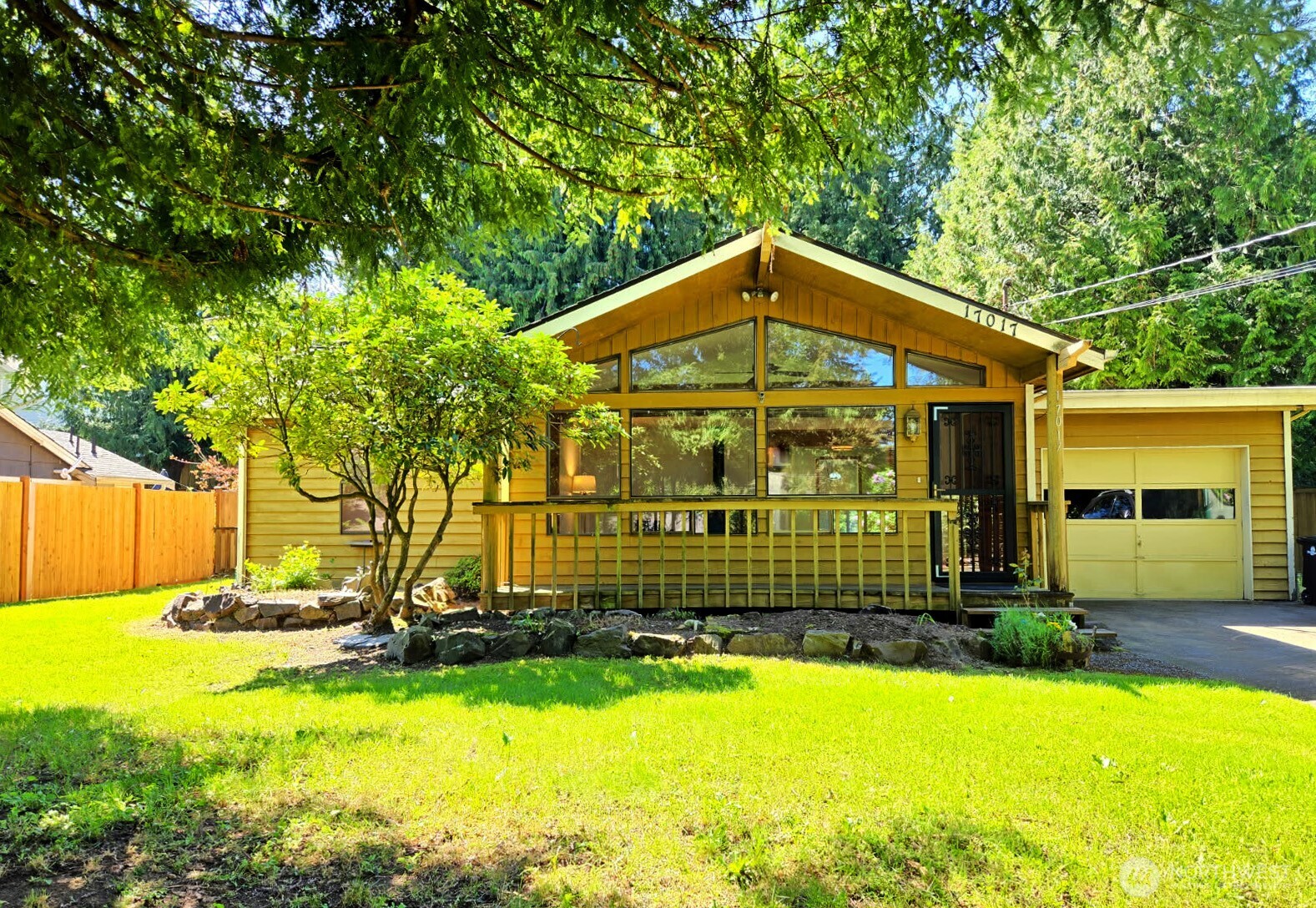 17017 10th Avenue NE Shoreline WA 98155