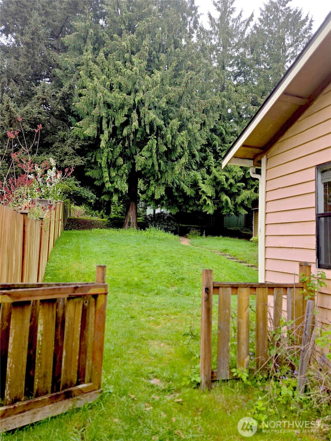 17017 10th Avenue NE Shoreline WA 98155