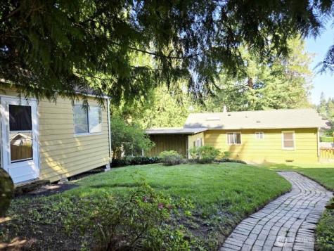 17017 10th Avenue NE Shoreline WA 98155