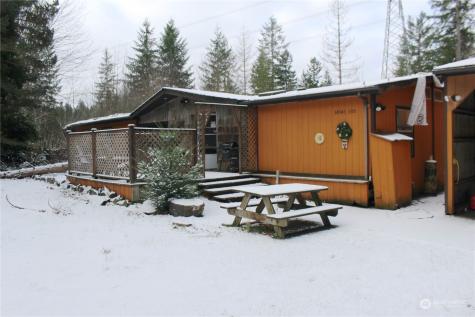 38043 300th Avenue SE Enumclaw WA 98022