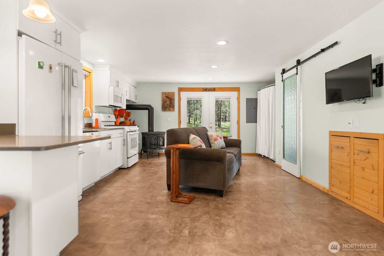 15 Barnaby Road Winthrop WA 98862