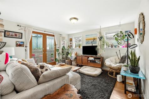 2819 NW 68th Street Seattle WA 98117