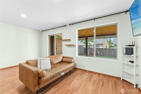 4022 82nd Drive NE Marysville WA 98270