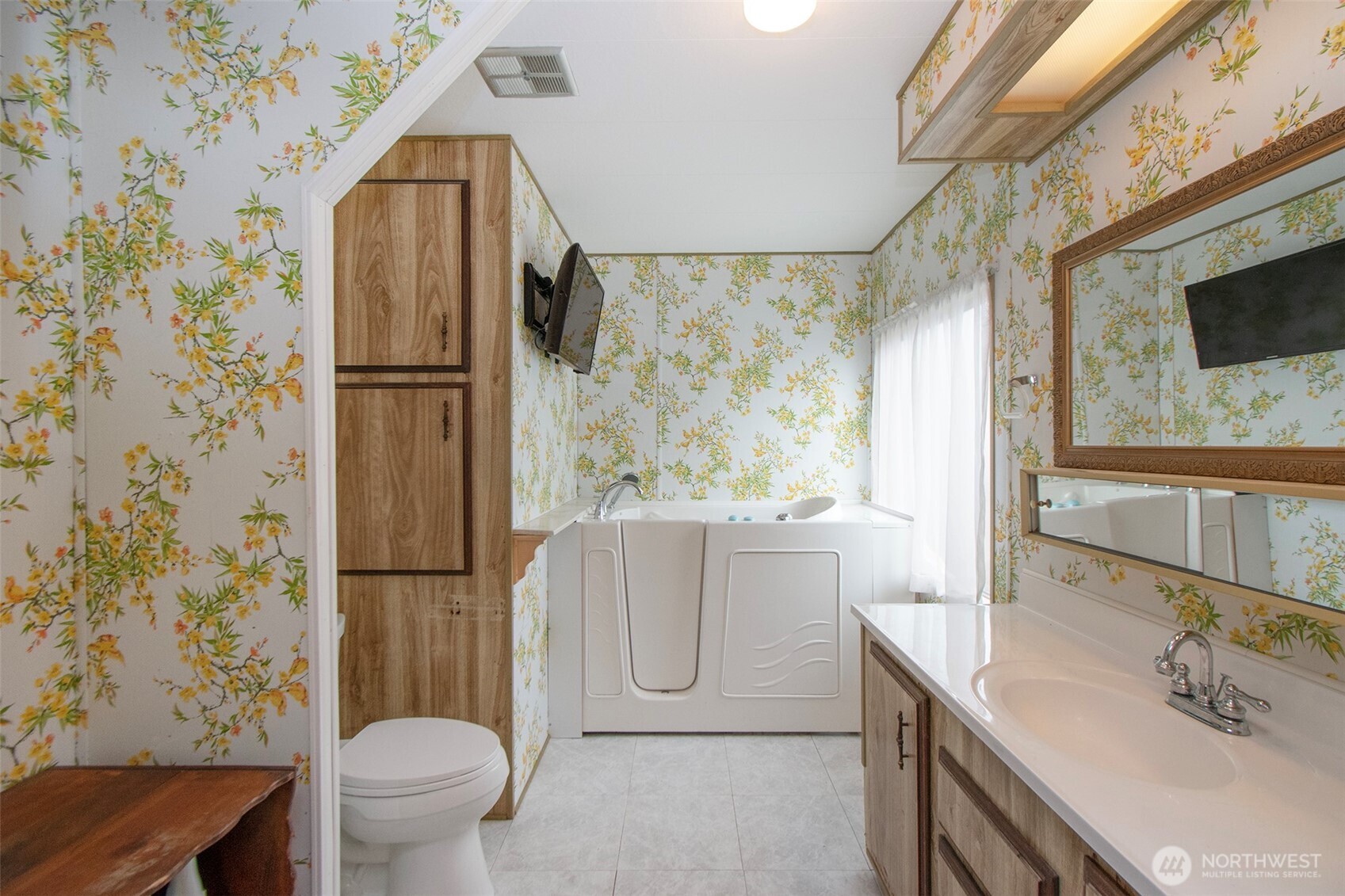 42 Juniper Mobile Estates Sequim WA 98382