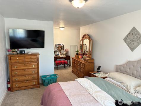 28 Highway 7 Tonasket WA 98855