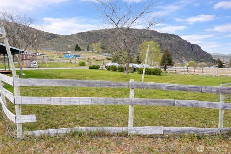 28 Highway 7 Tonasket WA 98855