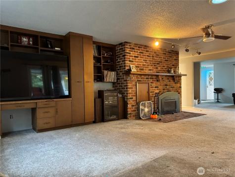 13801 Dana Lane E Puyallup WA 98373
