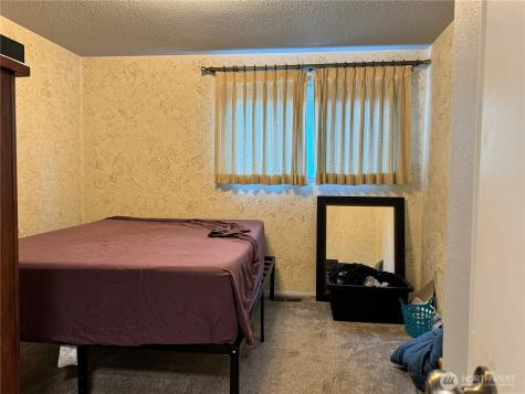 13801 Dana Lane E Puyallup WA 98373